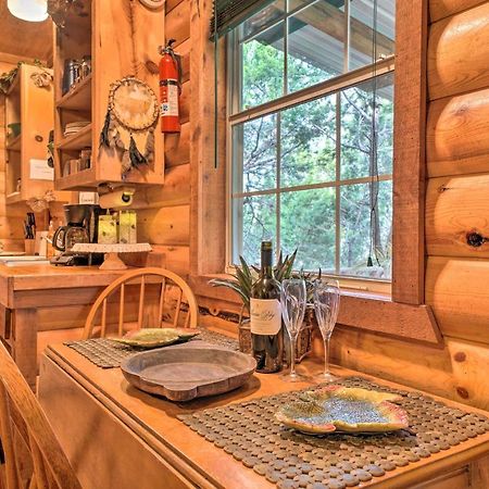 Cozy Davis Cabin With Deck - Nestled By Honey Creek! Buitenkant foto