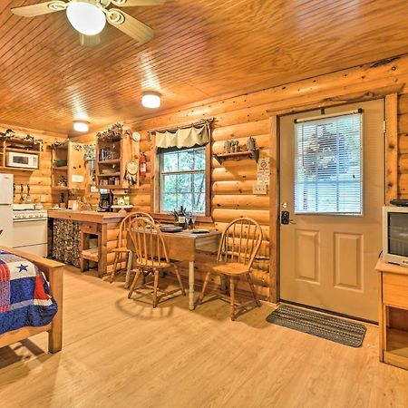 Cozy Davis Cabin With Deck - Nestled By Honey Creek! Buitenkant foto